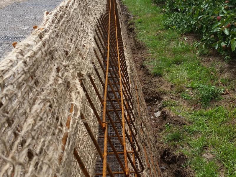 Natursteinmauern, Zyklopenmauern, bewehrte Erde und Betonmauern